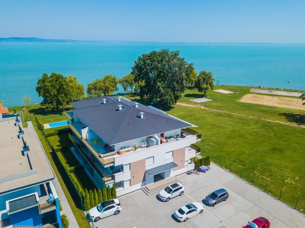 Elegant Apartman Siófok Buitenkant foto